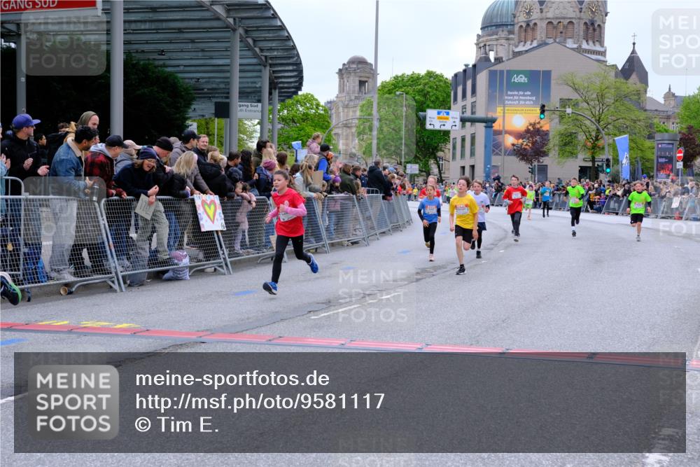 25.04.2026 - Das Zehntel Tim E. http://msf.ph/oto/9581117 25.04.2026 12:49:37 Ziel 10171, 10176, 10255, 10267, 10429, 10984, 11390, 11794, 11802, 11901, 12676, 12725, 12744, 12804, 12970 meine-sportfotos.de