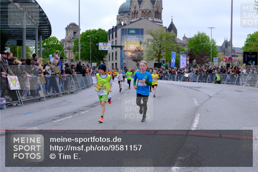 25.04.2026 - Das Zehntel Tim E. http://msf.ph/oto/9581157 25.04.2026 12:49:45 Ziel 10255, 10267, 10502, 10984, 11338, 11503, 11521, 11794, 11901, 12037, 12304, 12676, 12725, 12738, 12744, 12804 meine-sportfotos.de