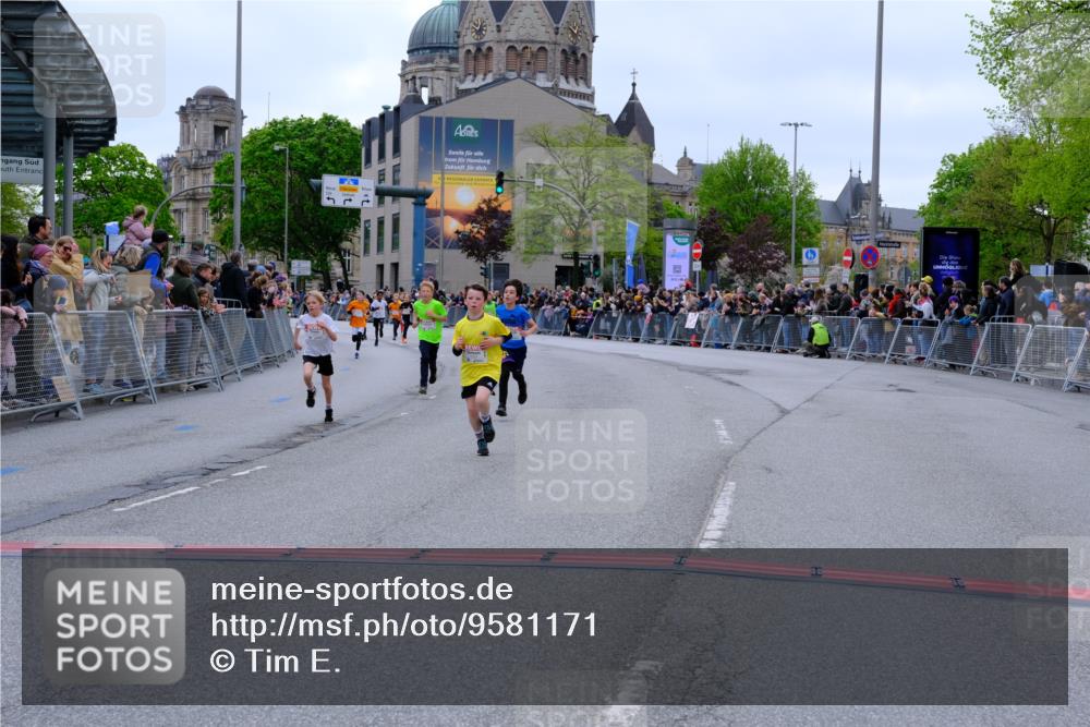 25.04.2026 - Das Zehntel Tim E. http://msf.ph/oto/9581171 25.04.2026 12:49:47 Ziel 10267, 10502, 10984, 11338, 11503, 11521, 12037, 12304, 12676, 12725, 12738, 12804 meine-sportfotos.de