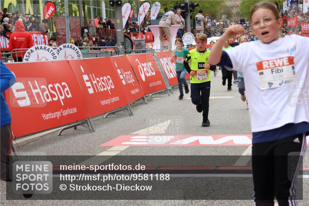 25.04.2026 - Das Zehntel Strokosch-Dieckow http://msf.ph/oto/9581188 25.04.2026 10:57:00 Ziel 5080, 5156, 5161, 5480, 5495, 5711, 6164, 6189, 6475, 6705, 6735, 6761, 6842, 7053, 7074, 7203, 7226, 7363, 7389, 7508, 7821, 7842, 7878, 8012, 5080, 5156, 5161, 5480, 5495, 5711, 6164, 6189, 6475, 6705, 6735, 6761, 6842, 7053, 7074, 7203, 7226, 7363, 7389, 7508, 7821, 7842, 7878, 8012 meine-sportfotos.de