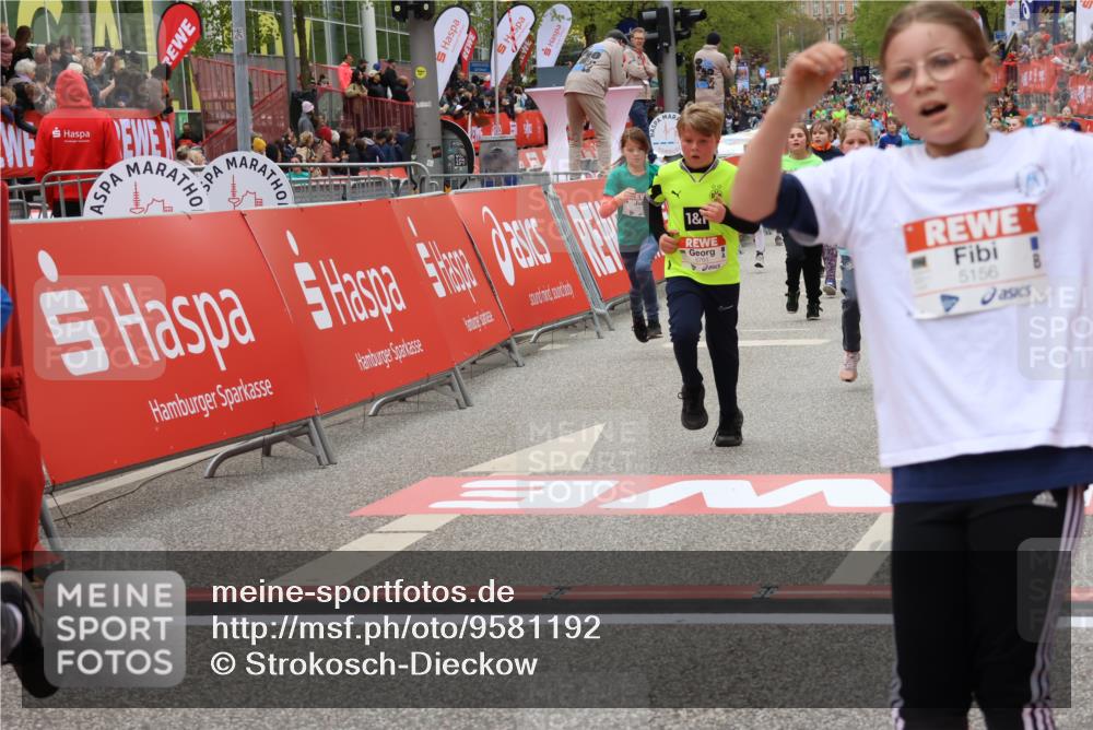 25.04.2026 - Das Zehntel Strokosch-Dieckow http://msf.ph/oto/9581192 25.04.2026 10:57:00 Ziel 5080, 5156, 5161, 5480, 5495, 5711, 6164, 6189, 6475, 6705, 6735, 6761, 6842, 7053, 7074, 7203, 7226, 7363, 7389, 7508, 7821, 7842, 7878, 8012, 5080, 5156, 5161, 5480, 5495, 5711, 6164, 6189, 6475, 6705, 6735, 6761, 6842, 7053, 7074, 7203, 7226, 7363, 7389, 7508, 7821, 7842, 7878, 8012 meine-sportfotos.de