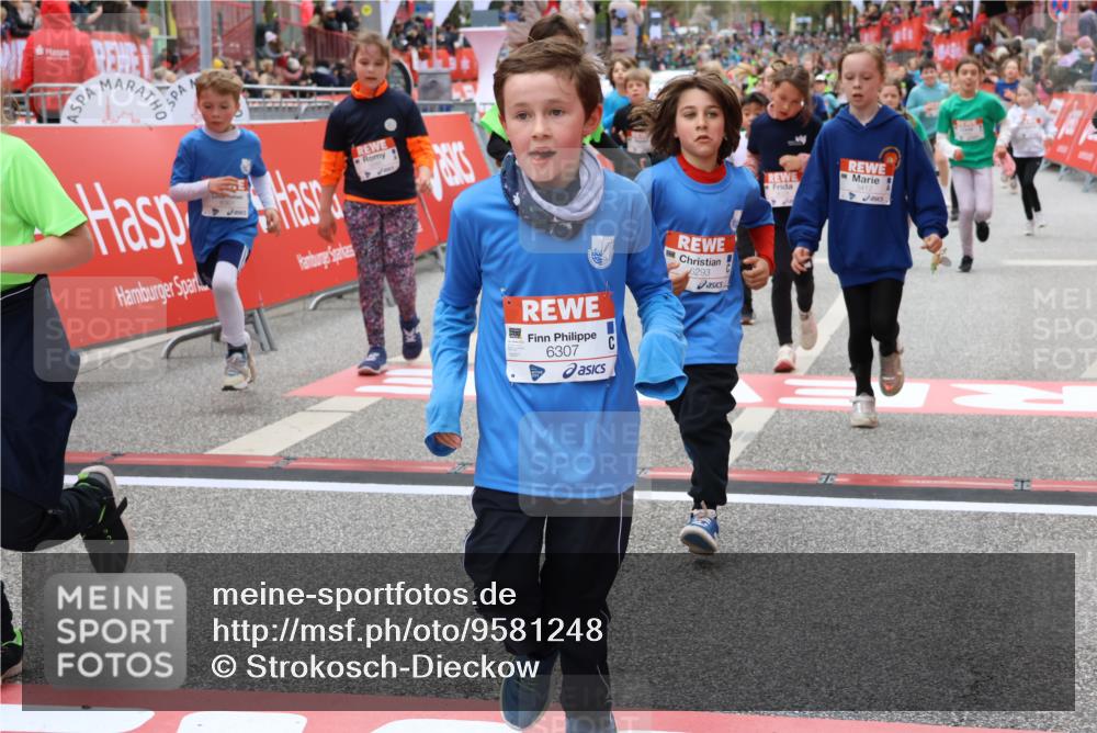25.04.2026 - Das Zehntel Strokosch-Dieckow http://msf.ph/oto/9581248 25.04.2026 10:57:05 Ziel 5017, 5161, 5412, 5480, 5585, 5870, 6293, 6300, 6301, 6307, 6495, 6515, 6735, 6761, 7047, 7053, 7309, 7326, 7363, 7508, 7842, 7943, 8012, 8028, 5017, 5161, 5412, 5480, 5585, 5870, 6293, 6300, 6301, 6307, 6495, 6515, 6735, 6761, 7047, 7053, 7309, 7326, 7363, 7508, 7842, 7943, 8012, 8028 meine-sportfotos.de