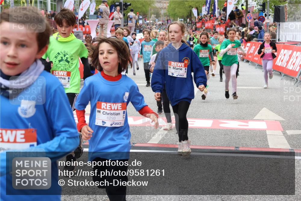 25.04.2026 - Das Zehntel Strokosch-Dieckow http://msf.ph/oto/9581261 25.04.2026 10:57:06 Ziel 5017, 5161, 5412, 5480, 5585, 5870, 5896, 6157, 6293, 6300, 6301, 6307, 6495, 6515, 6702, 6761, 6980, 7047, 7053, 7309, 7326, 7363, 7508, 7943, 8012, 8028, 8034, 5017, 5161, 5412, 5480, 5585, 5870, 5896, 6157, 6293, 6300, 6301, 6307, 6495, 6515, 6702, 6761, 6980, 7047, 7053, 7309, 7326, 7363, 7508, 7943, 8012, 8028, 8034 meine-sportfotos.de