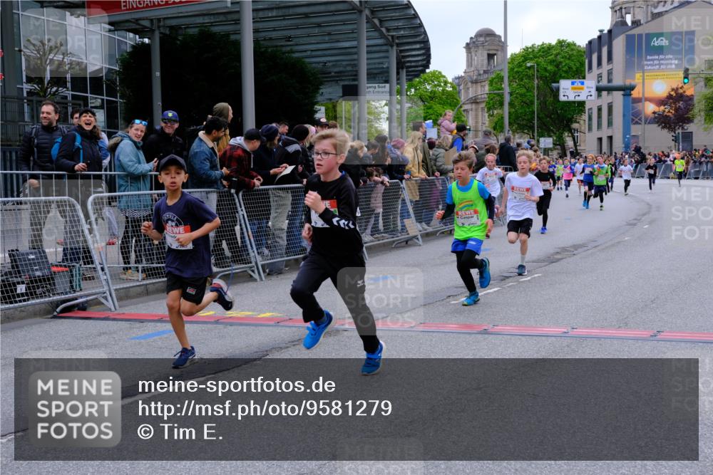 25.04.2026 - Das Zehntel Tim E. http://msf.ph/oto/9581279 25.04.2026 12:50:11 Ziel 10183, 10375, 10417, 10508, 10551, 11012, 11423, 11480, 11911, 11953, 12152, 12750 meine-sportfotos.de