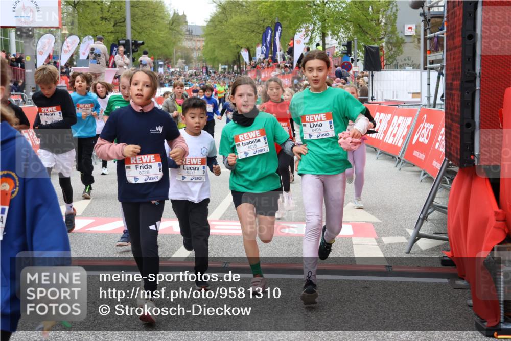 25.04.2026 - Das Zehntel Strokosch-Dieckow http://msf.ph/oto/9581310 25.04.2026 10:57:07 Ziel 5017, 5161, 5412, 5480, 5585, 5784, 5870, 5896, 6157, 6293, 6300, 6301, 6307, 6495, 6515, 6702, 6761, 6980, 7047, 7309, 7326, 7363, 7508, 7605, 7818, 7943, 8012, 8028, 8034, 8038, 5017, 5161, 5412, 5480, 5585, 5784, 5870, 5896, 6157, 6293, 6300, 6301, 6307, 6495, 6515, 6702, 6761, 6980, 7047, 7309, 7326, 7363, 7508, 7605, 7818, 7943, 8012, 8028, 8034, 8038 meine-sportfotos.de