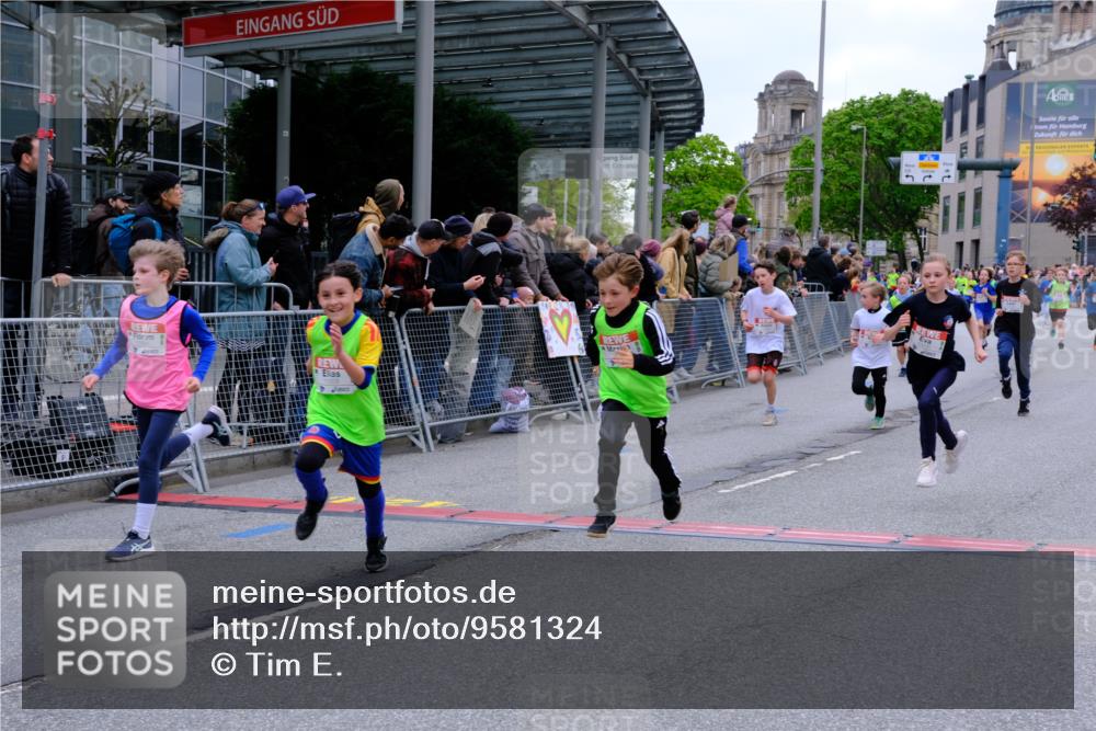 25.04.2026 - Das Zehntel Tim E. http://msf.ph/oto/9581324 25.04.2026 12:50:18 Ziel 10016, 10200, 10417, 10508, 10515, 10799, 10840, 11008, 11012, 11015, 11471, 11599, 11625, 11741, 11911, 11945, 11953, 12011, 12152, 12716 meine-sportfotos.de