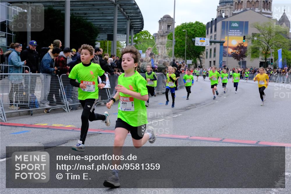 25.04.2026 - Das Zehntel Tim E. http://msf.ph/oto/9581359 25.04.2026 12:50:28 Ziel 10016, 10223, 10512, 10515, 10799, 10840, 11078, 11599, 11733, 11840, 11962, 11974, 12011, 12707, 12708, 12736, 12786, 12789, 12794 meine-sportfotos.de