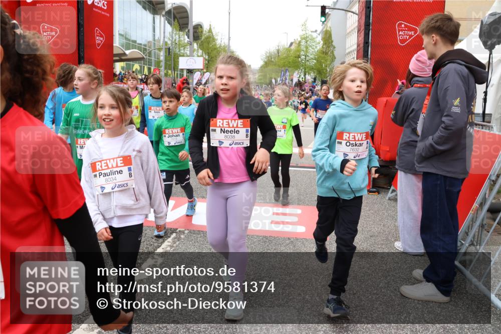 25.04.2026 - Das Zehntel Strokosch-Dieckow http://msf.ph/oto/9581374 25.04.2026 10:57:11 Ziel 5003, 5017, 5167, 5239, 5268, 5412, 5426, 5434, 5449, 5585, 5601, 5783, 5784, 5870, 5896, 5904, 6085, 6157, 6293, 6300, 6301, 6495, 6506, 6515, 6702, 6980, 7326, 7390, 7498, 7552, 7555, 7605, 7632, 7818, 7943, 8028, 8034, 8038, 5003, 5017, 5167, 5239, 5268, 5412, 5426, 5434, 5449, 5585, 5601, 5783, 5784, 5870, 5896, 5904, 6085, 6157, 6293, 6300, 6301, 6495, 6506, 6515, 6702, 6980, 7326, 7390, 7498, 7552, 7555, 7605, 7632, 7818, 7943, 8028, 8034, 8038 meine-sportfotos.de