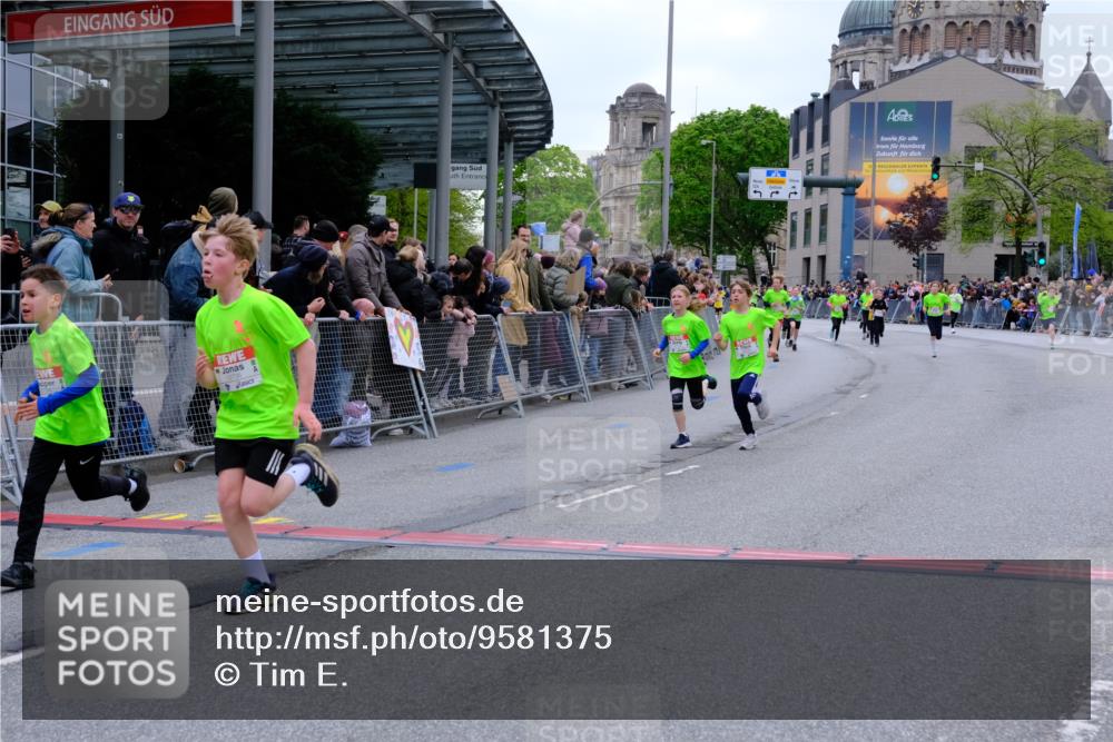 25.04.2026 - Das Zehntel Tim E. http://msf.ph/oto/9581375 25.04.2026 12:50:31 Ziel 10223, 10512, 11078, 11733, 11840, 11962, 11974, 12691, 12707, 12708, 12736, 12765, 12786, 12789, 12794 meine-sportfotos.de