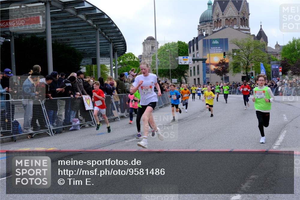 25.04.2026 - Das Zehntel Tim E. http://msf.ph/oto/9581486 25.04.2026 12:50:41 Ziel 10093, 10793, 10979, 10981, 11266, 11271, 11326, 11842, 11920, 12187, 12190, 12316, 12389, 12416, 12691, 12742, 12762, 12765, 12776, 12781, 12790 meine-sportfotos.de
