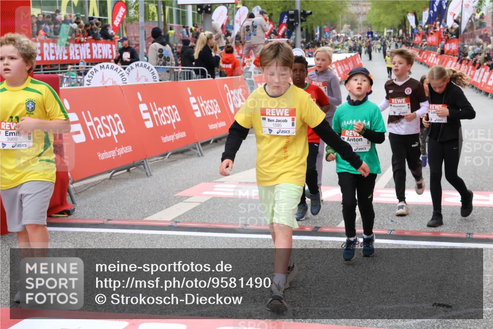 25.04.2026 - Das Zehntel Strokosch-Dieckow http://msf.ph/oto/9581490 25.04.2026 09:00:32 Ziel 1100, 1364, 1401, 1458, 1463, 1464, 1595, 1664, 2059, 2376, 2585, 2592, 3124, 3125, 3989, 1100, 1364, 1401, 1458, 1463, 1464, 1595, 1664, 2059, 2376, 2585, 2592, 3124, 3125, 3989 meine-sportfotos.de