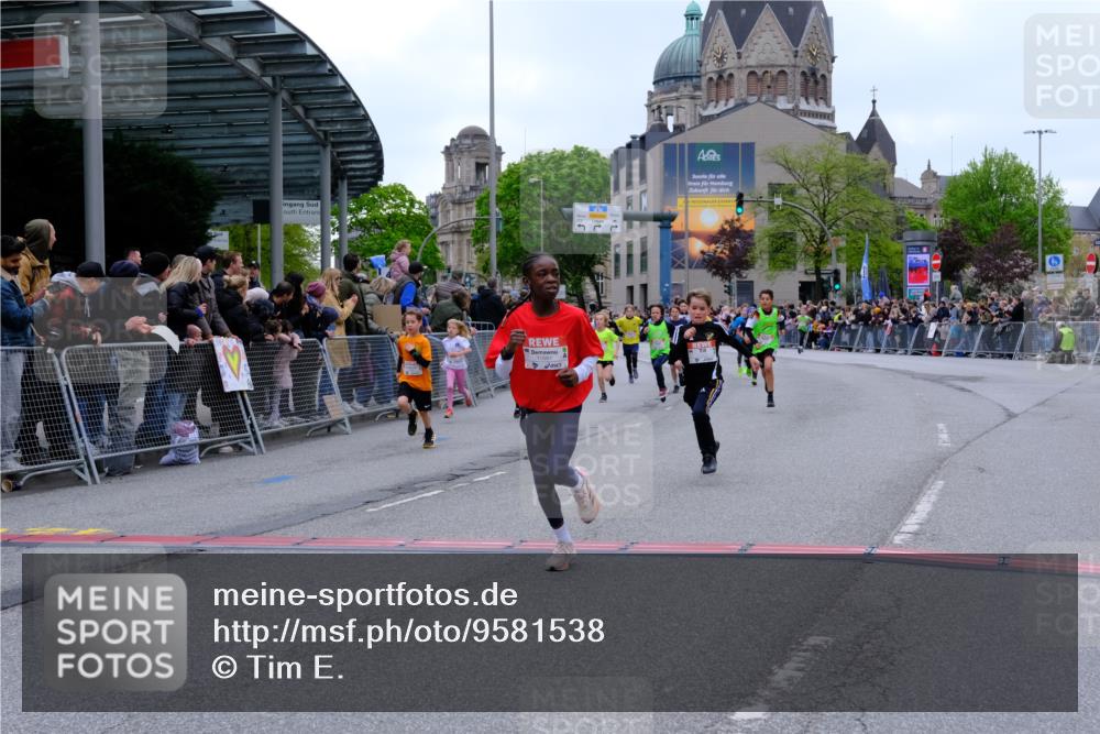 25.04.2026 - Das Zehntel Tim E. http://msf.ph/oto/9581538 25.04.2026 12:50:45 Ziel 10093, 10240, 10793, 10879, 10881, 10979, 10981, 11031, 11036, 11256, 11266, 11271, 11326, 11339, 11842, 11845, 11920, 12190, 12309, 12316, 12389, 12416, 12742, 12776, 12781, 12790, 13005 meine-sportfotos.de