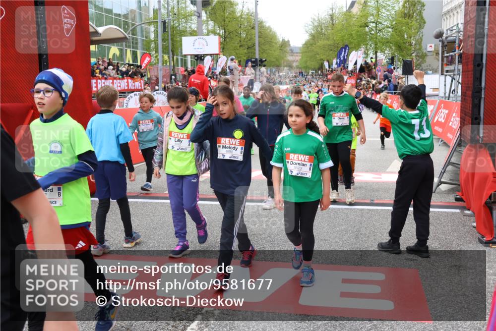 25.04.2026 - Das Zehntel Strokosch-Dieckow http://msf.ph/oto/9581677 25.04.2026 10:57:22 Ziel 5264, 5267, 5277, 5305, 5509, 5523, 5534, 5760, 5828, 5894, 5909, 6082, 6187, 6207, 6360, 6488, 6504, 6558, 6665, 6672, 6734, 6816, 7052, 7211, 7316, 7429, 7574, 7978, 5264, 5267, 5277, 5305, 5509, 5523, 5534, 5760, 5828, 5894, 5909, 6082, 6187, 6207, 6360, 6488, 6504, 6558, 6665, 6672, 6734, 6816, 7052, 7211, 7316, 7429, 7574, 7978 meine-sportfotos.de