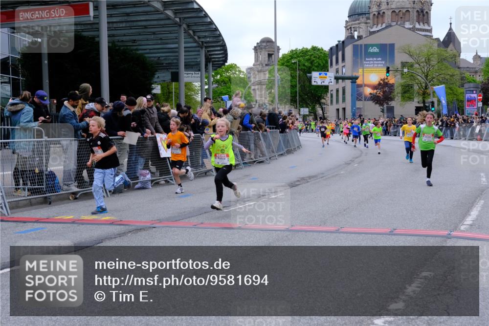 25.04.2026 - Das Zehntel Tim E. http://msf.ph/oto/9581694 25.04.2026 12:50:52 Ziel 10240, 10414, 10879, 10881, 11031, 11036, 11256, 11271, 11339, 11837, 11845, 11973, 12222, 12309, 12389, 12426, 12742, 13005 meine-sportfotos.de