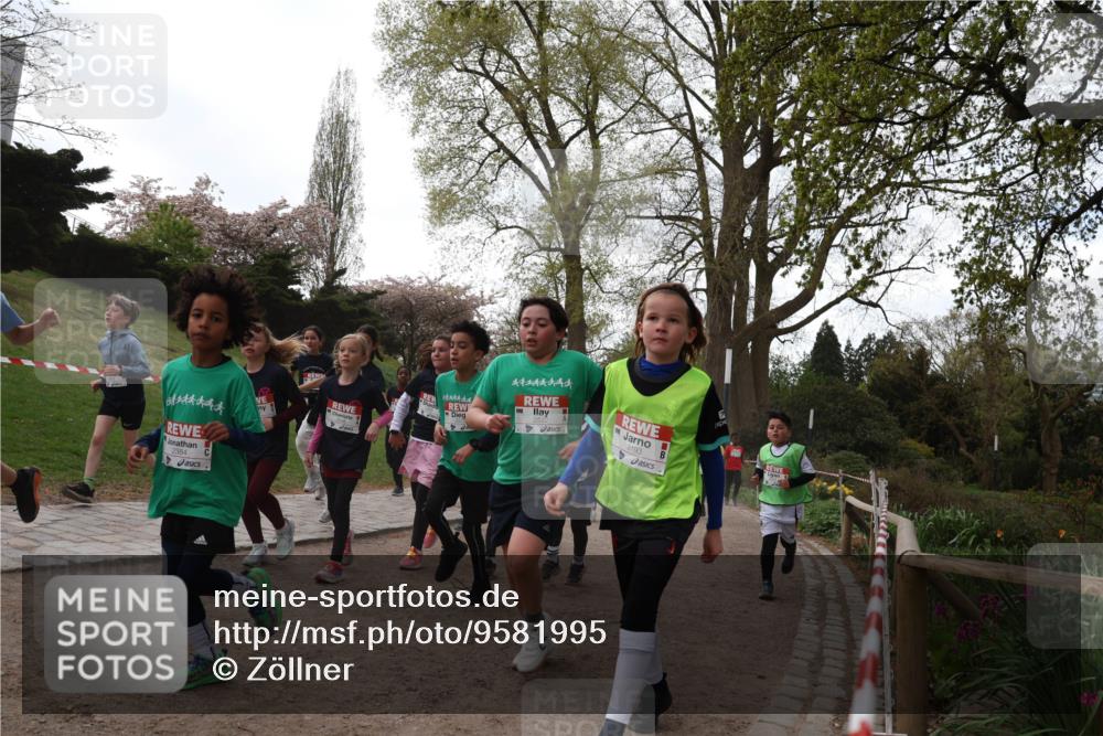 25.04.2026 - Das Zehntel Zöllner http://msf.ph/oto/9581995 25.04.2026 08:42:45 Laufen 2384, 4444444, 3193 meine-sportfotos.de