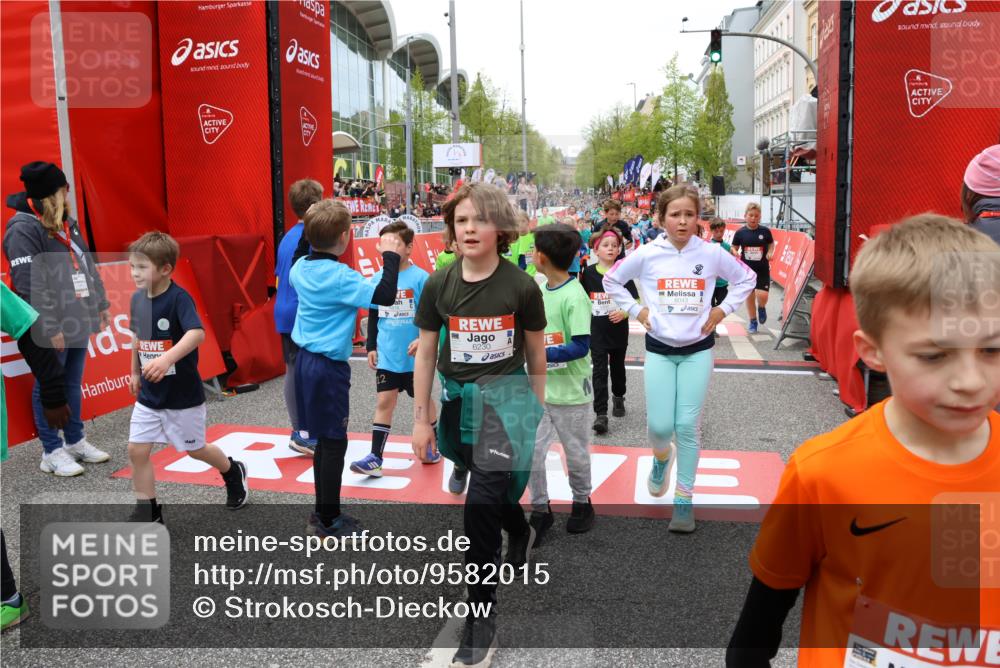 25.04.2026 - Das Zehntel Strokosch-Dieckow http://msf.ph/oto/9582015 25.04.2026 10:57:29 Ziel 5000, 5258, 5284, 5469, 5557, 5559, 5567, 5571, 5746, 5749, 5856, 6187, 6207, 6230, 6279, 6360, 6477, 6482, 6488, 6734, 6818, 6859, 7027, 8043, 8045, 5000, 5258, 5284, 5469, 5557, 5559, 5567, 5571, 5746, 5749, 5856, 6187, 6207, 6230, 6279, 6360, 6477, 6482, 6488, 6734, 6818, 6859, 7027, 8043, 8045 meine-sportfotos.de