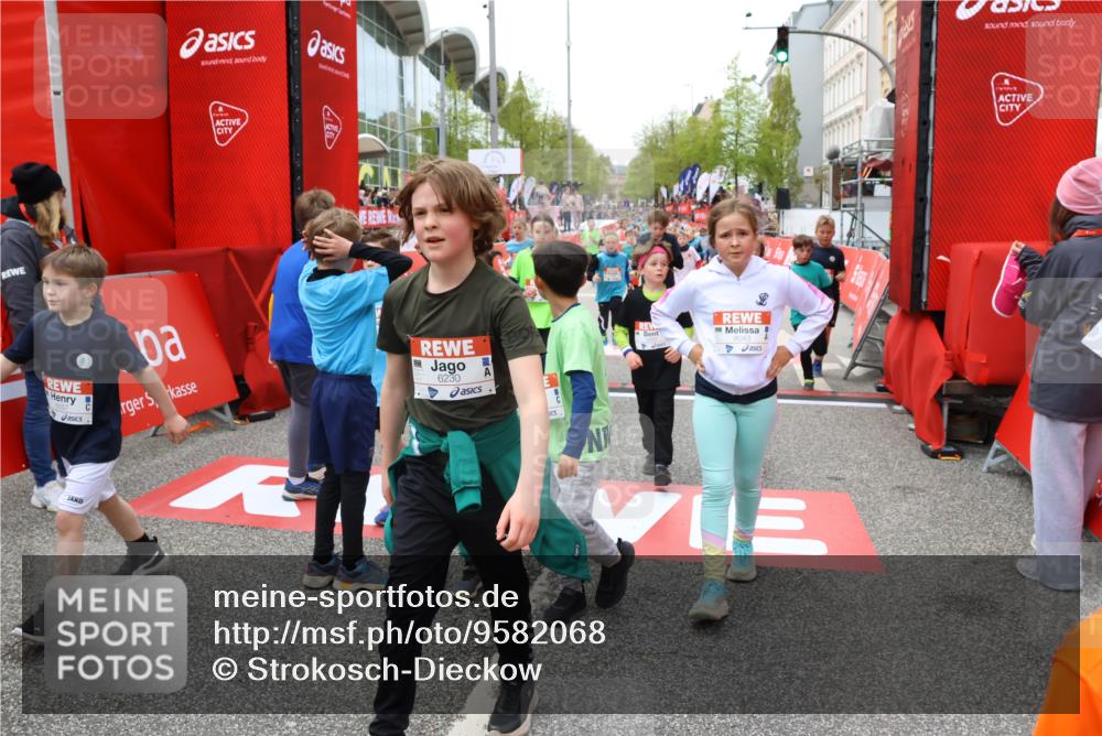 25.04.2026 - Das Zehntel Strokosch-Dieckow http://msf.ph/oto/9582068 25.04.2026 10:57:29 Ziel 5000, 5258, 5284, 5469, 5557, 5559, 5567, 5571, 5746, 5749, 5856, 6187, 6207, 6230, 6279, 6360, 6477, 6482, 6488, 6734, 6818, 6859, 7027, 8043, 8045, 5000, 5258, 5284, 5469, 5557, 5559, 5567, 5571, 5746, 5749, 5856, 6187, 6207, 6230, 6279, 6360, 6477, 6482, 6488, 6734, 6818, 6859, 7027, 8043, 8045 meine-sportfotos.de