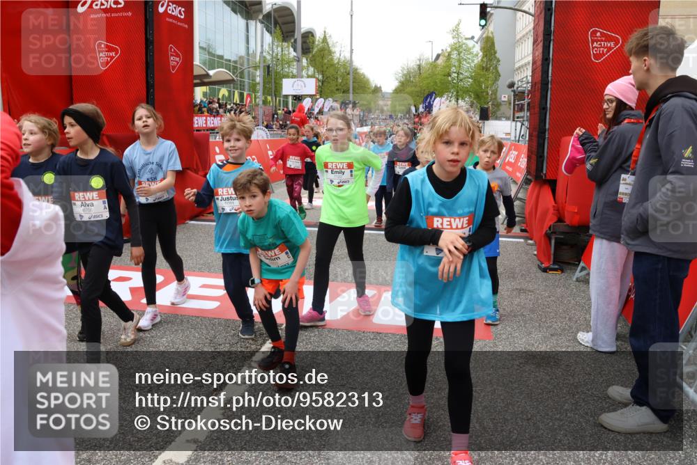 25.04.2026 - Das Zehntel Strokosch-Dieckow http://msf.ph/oto/9582313 25.04.2026 10:57:37 Ziel 5000, 5102, 5657, 5661, 5708, 5764, 5813, 5855, 6416, 6502, 6619, 6627, 6628, 6637, 6644, 6645, 6652, 6655, 6697, 6716, 6755, 6756, 6859, 6882, 7120, 7141, 7405, 7522, 7527, 7665, 8013, 5000, 5102, 5657, 5661, 5708, 5764, 5813, 5855, 6416, 6502, 6619, 6627, 6628, 6637, 6644, 6645, 6652, 6655, 6697, 6716, 6755, 6756, 6859, 6882, 7120, 7141, 7405, 7522, 7527, 7665, 8013 meine-sportfotos.de