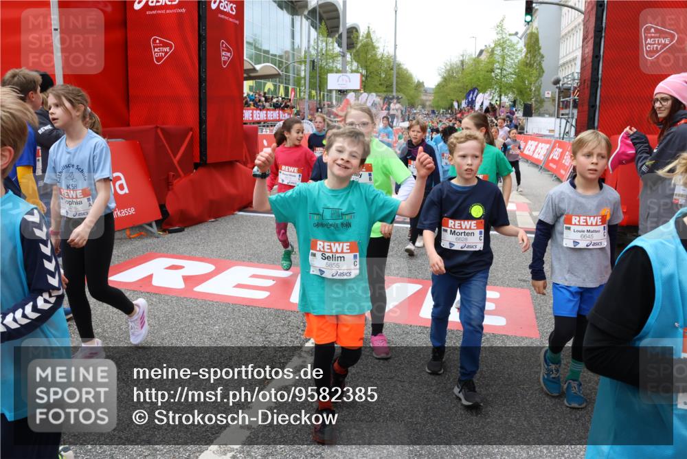 25.04.2026 - Das Zehntel Strokosch-Dieckow http://msf.ph/oto/9582385 25.04.2026 10:57:37 Ziel 5000, 5102, 5657, 5661, 5708, 5764, 5813, 5855, 6416, 6502, 6619, 6627, 6628, 6637, 6644, 6645, 6652, 6655, 6697, 6716, 6755, 6756, 6859, 6882, 7120, 7141, 7405, 7522, 7527, 7665, 8013, 5000, 5102, 5657, 5661, 5708, 5764, 5813, 5855, 6416, 6502, 6619, 6627, 6628, 6637, 6644, 6645, 6652, 6655, 6697, 6716, 6755, 6756, 6859, 6882, 7120, 7141, 7405, 7522, 7527, 7665, 8013 meine-sportfotos.de