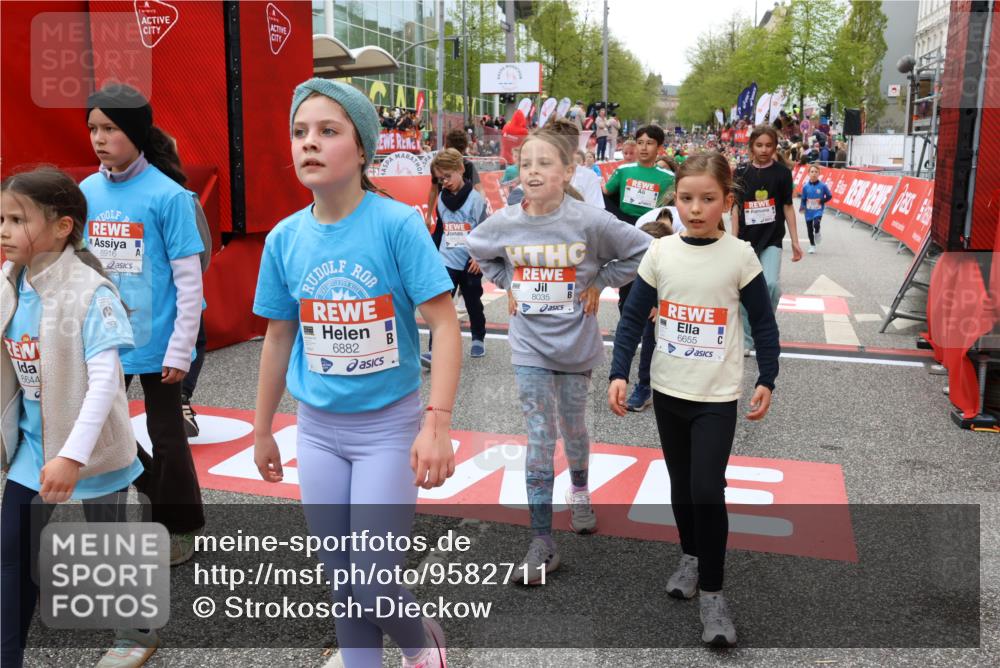 25.04.2026 - Das Zehntel Strokosch-Dieckow http://msf.ph/oto/9582711 25.04.2026 10:57:43 Ziel 3995, 5097, 5102, 5531, 5657, 5709, 5813, 5854, 6403, 6530, 6627, 6637, 6644, 6652, 6655, 6755, 6882, 6916, 7008, 7522, 7527, 7665, 7802, 7888, 7932, 8035, 3995, 5097, 5102, 5531, 5657, 5709, 5813, 5854, 6403, 6530, 6627, 6637, 6644, 6652, 6655, 6755, 6882, 6916, 7008, 7522, 7527, 7665, 7802, 7888, 7932, 8035 meine-sportfotos.de