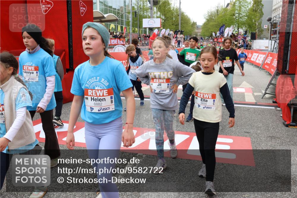 25.04.2026 - Das Zehntel Strokosch-Dieckow http://msf.ph/oto/9582722 25.04.2026 10:57:43 Ziel 3995, 5097, 5102, 5531, 5657, 5709, 5813, 5854, 6403, 6530, 6627, 6637, 6644, 6652, 6655, 6755, 6882, 6916, 7008, 7522, 7527, 7665, 7802, 7888, 7932, 8035, 3995, 5097, 5102, 5531, 5657, 5709, 5813, 5854, 6403, 6530, 6627, 6637, 6644, 6652, 6655, 6755, 6882, 6916, 7008, 7522, 7527, 7665, 7802, 7888, 7932, 8035 meine-sportfotos.de