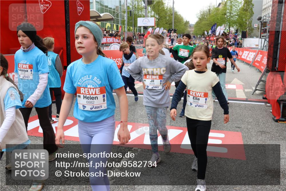 25.04.2026 - Das Zehntel Strokosch-Dieckow http://msf.ph/oto/9582734 25.04.2026 10:57:43 Ziel 3995, 5097, 5102, 5531, 5657, 5709, 5813, 5854, 6403, 6530, 6627, 6637, 6644, 6652, 6655, 6755, 6882, 6916, 7008, 7522, 7527, 7665, 7802, 7888, 7932, 8035, 3995, 5097, 5102, 5531, 5657, 5709, 5813, 5854, 6403, 6530, 6627, 6637, 6644, 6652, 6655, 6755, 6882, 6916, 7008, 7522, 7527, 7665, 7802, 7888, 7932, 8035 meine-sportfotos.de