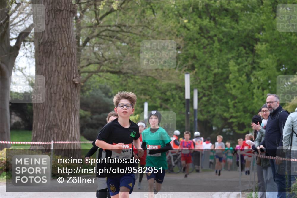 25.04.2026 - Das Zehntel Zöllner http://msf.ph/oto/9582951 25.04.2026 10:37:30 Laufen 519 meine-sportfotos.de