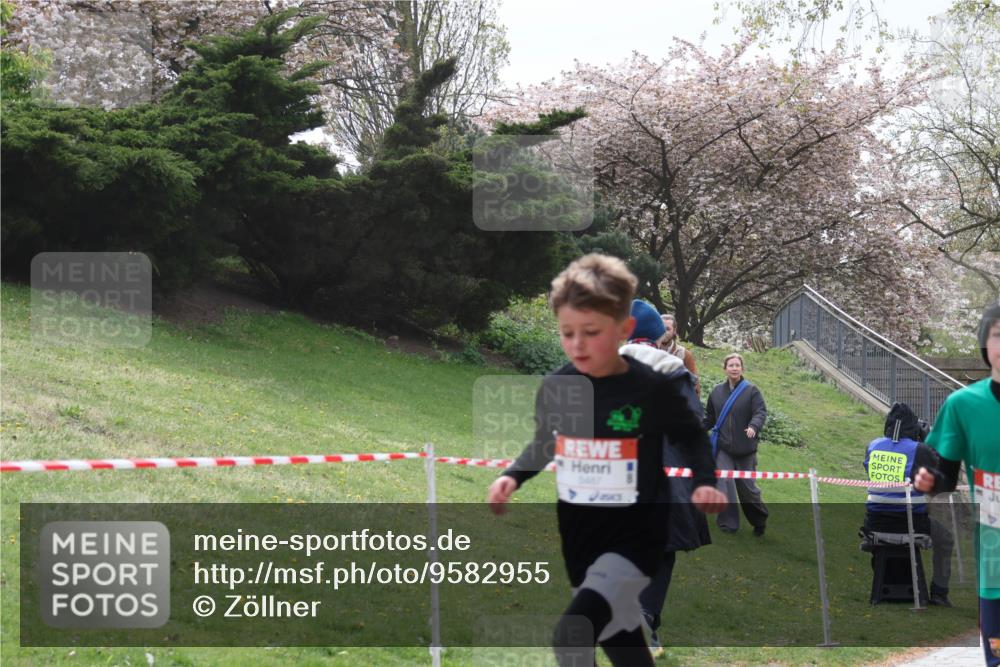 25.04.2026 - Das Zehntel Zöllner http://msf.ph/oto/9582955 25.04.2026 10:37:35 Laufen 5487 meine-sportfotos.de