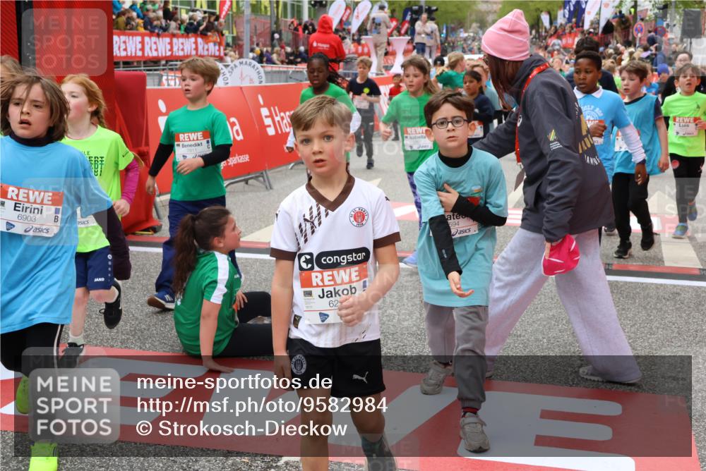 25.04.2026 - Das Zehntel Strokosch-Dieckow http://msf.ph/oto/9582984 25.04.2026 10:57:52 Ziel 5441, 5561, 5617, 5773, 5867, 5913, 5929, 6118, 6149, 6215, 6280, 6294, 6309, 6551, 6646, 6670, 6903, 6915, 6996, 7060, 7072, 7291, 7576, 7594, 7639, 7714, 7727, 7811, 5441, 5561, 5617, 5773, 5867, 5913, 5929, 6118, 6149, 6215, 6280, 6294, 6309, 6551, 6646, 6670, 6903, 6915, 6996, 7060, 7072, 7291, 7576, 7594, 7639, 7714, 7727, 7811 meine-sportfotos.de