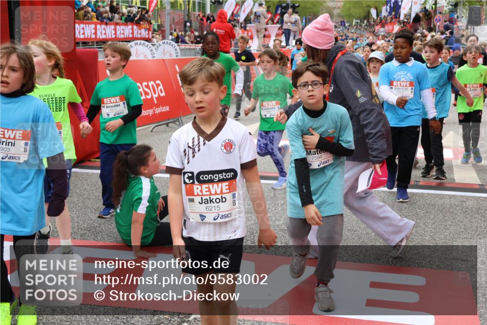 25.04.2026 - Das Zehntel Strokosch-Dieckow http://msf.ph/oto/9583002 25.04.2026 10:57:53 Ziel 5386, 5441, 5561, 5617, 5773, 5780, 5789, 5867, 5913, 5929, 6118, 6149, 6215, 6280, 6551, 6646, 6670, 6903, 6915, 6996, 7060, 7072, 7291, 7576, 7594, 7639, 7711, 7811, 7947, 7959, 5386, 5441, 5561, 5617, 5773, 5780, 5789, 5867, 5913, 5929, 6118, 6149, 6215, 6280, 6551, 6646, 6670, 6903, 6915, 6996, 7060, 7072, 7291, 7576, 7594, 7639, 7711, 7811, 7947, 7959 meine-sportfotos.de