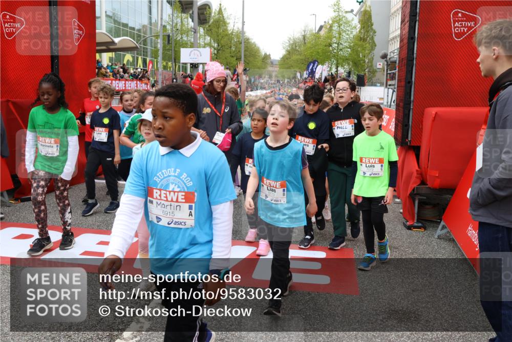 25.04.2026 - Das Zehntel Strokosch-Dieckow http://msf.ph/oto/9583032 25.04.2026 10:57:56 Ziel 5386, 5561, 5735, 5773, 5780, 5789, 5859, 5867, 5913, 6122, 6126, 6130, 6132, 6133, 6215, 6275, 6280, 6646, 6670, 6903, 6915, 7060, 7072, 7125, 7291, 7575, 7576, 7583, 7594, 7639, 7705, 7711, 7811, 7947, 7959, 7962, 5386, 5561, 5735, 5773, 5780, 5789, 5859, 5867, 5913, 6122, 6126, 6130, 6132, 6133, 6215, 6275, 6280, 6646, 6670, 6903, 6915, 7060, 7072, 7125, 7291, 7575, 7576, 7583, 7594, 7639, 7705, 7711, 7811, 7947, 7959, 7962 meine-sportfotos.de