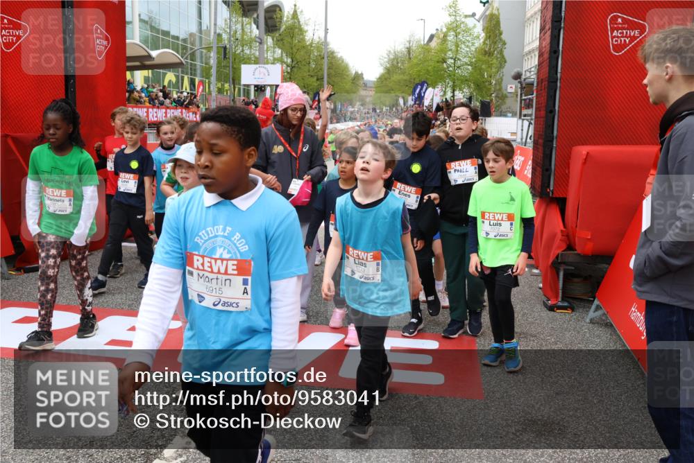 25.04.2026 - Das Zehntel Strokosch-Dieckow http://msf.ph/oto/9583041 25.04.2026 10:57:56 Ziel 5386, 5561, 5735, 5773, 5780, 5789, 5859, 5867, 5913, 6122, 6126, 6130, 6132, 6133, 6215, 6275, 6280, 6646, 6670, 6903, 6915, 7060, 7072, 7125, 7291, 7575, 7576, 7583, 7594, 7639, 7705, 7711, 7811, 7947, 7959, 7962, 5386, 5561, 5735, 5773, 5780, 5789, 5859, 5867, 5913, 6122, 6126, 6130, 6132, 6133, 6215, 6275, 6280, 6646, 6670, 6903, 6915, 7060, 7072, 7125, 7291, 7575, 7576, 7583, 7594, 7639, 7705, 7711, 7811, 7947, 7959, 7962 meine-sportfotos.de