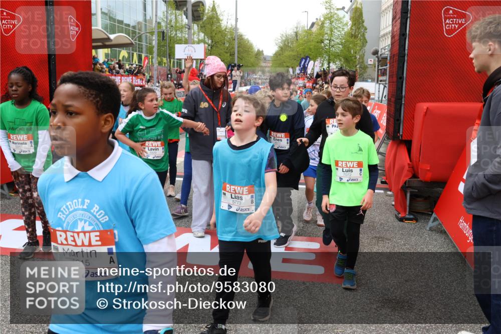 25.04.2026 - Das Zehntel Strokosch-Dieckow http://msf.ph/oto/9583080 25.04.2026 10:57:57 Ziel 5386, 5561, 5735, 5773, 5780, 5789, 5859, 5867, 5913, 6122, 6126, 6130, 6132, 6133, 6143, 6275, 6280, 6646, 6670, 6891, 6903, 6915, 7060, 7072, 7125, 7291, 7575, 7576, 7583, 7594, 7639, 7705, 7711, 7811, 7947, 7959, 7962, 5386, 5561, 5735, 5773, 5780, 5789, 5859, 5867, 5913, 6122, 6126, 6130, 6132, 6133, 6143, 6275, 6280, 6646, 6670, 6891, 6903, 6915, 7060, 7072, 7125, 7291, 7575, 7576, 7583, 7594, 7639, 7705, 7711, 7811, 7947, 7959, 7962 meine-sportfotos.de