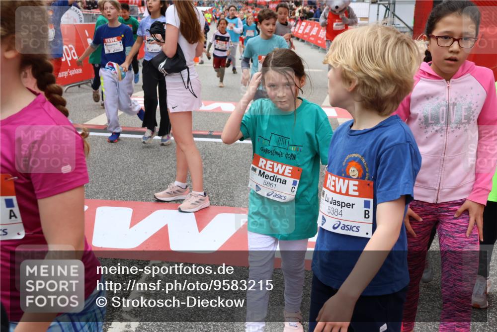 25.04.2026 - Das Zehntel Strokosch-Dieckow http://msf.ph/oto/9583215 25.04.2026 10:58:07 Ziel 5384, 5401, 5419, 5437, 5451, 5821, 5839, 5861, 6004, 6228, 6234, 6235, 6413, 6737, 6852, 6861, 7065, 7079, 7224, 7406, 7497, 7509, 7537, 7553, 7557, 7607, 7861, 7926, 7987, 5384, 5401, 5419, 5437, 5451, 5821, 5839, 5861, 6004, 6228, 6234, 6235, 6413, 6737, 6852, 6861, 7065, 7079, 7224, 7406, 7497, 7509, 7537, 7553, 7557, 7607, 7861, 7926, 7987 meine-sportfotos.de