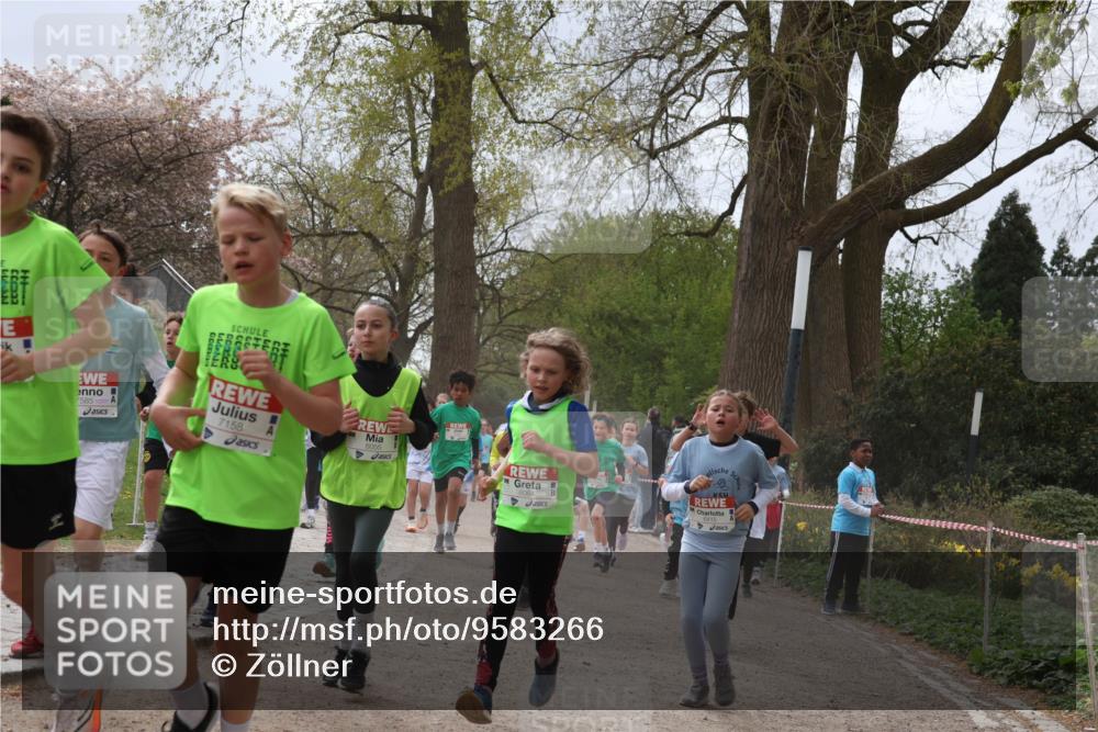25.04.2026 - Das Zehntel Zöllner http://msf.ph/oto/9583266 25.04.2026 10:40:24 Laufen 144, 7585, 7158, 6055, 6064 meine-sportfotos.de