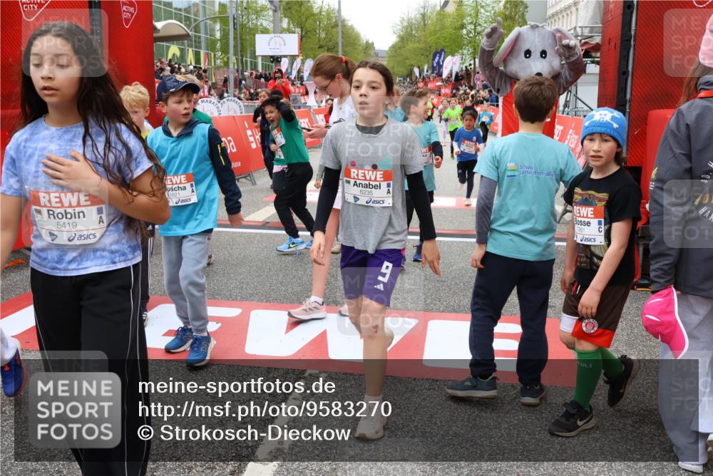 25.04.2026 - Das Zehntel Strokosch-Dieckow http://msf.ph/oto/9583270 25.04.2026 10:58:11 Ziel 5409, 5419, 5437, 5451, 5804, 5821, 5830, 5831, 6004, 6169, 6175, 6235, 6330, 6751, 6861, 7065, 7079, 7406, 7537, 7560, 7853, 7926, 7987, 8020, 5409, 5419, 5437, 5451, 5804, 5821, 5830, 5831, 6004, 6169, 6175, 6235, 6330, 6751, 6861, 7065, 7079, 7406, 7537, 7560, 7853, 7926, 7987, 8020 meine-sportfotos.de