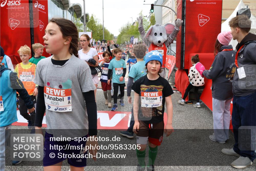25.04.2026 - Das Zehntel Strokosch-Dieckow http://msf.ph/oto/9583305 25.04.2026 10:58:12 Ziel 5302, 5409, 5419, 5437, 5451, 5804, 5821, 5830, 5831, 6169, 6175, 6235, 6330, 6751, 7406, 7537, 7560, 7853, 7926, 7987, 8020, 5302, 5409, 5419, 5437, 5451, 5804, 5821, 5830, 5831, 6169, 6175, 6235, 6330, 6751, 7406, 7537, 7560, 7853, 7926, 7987, 8020 meine-sportfotos.de