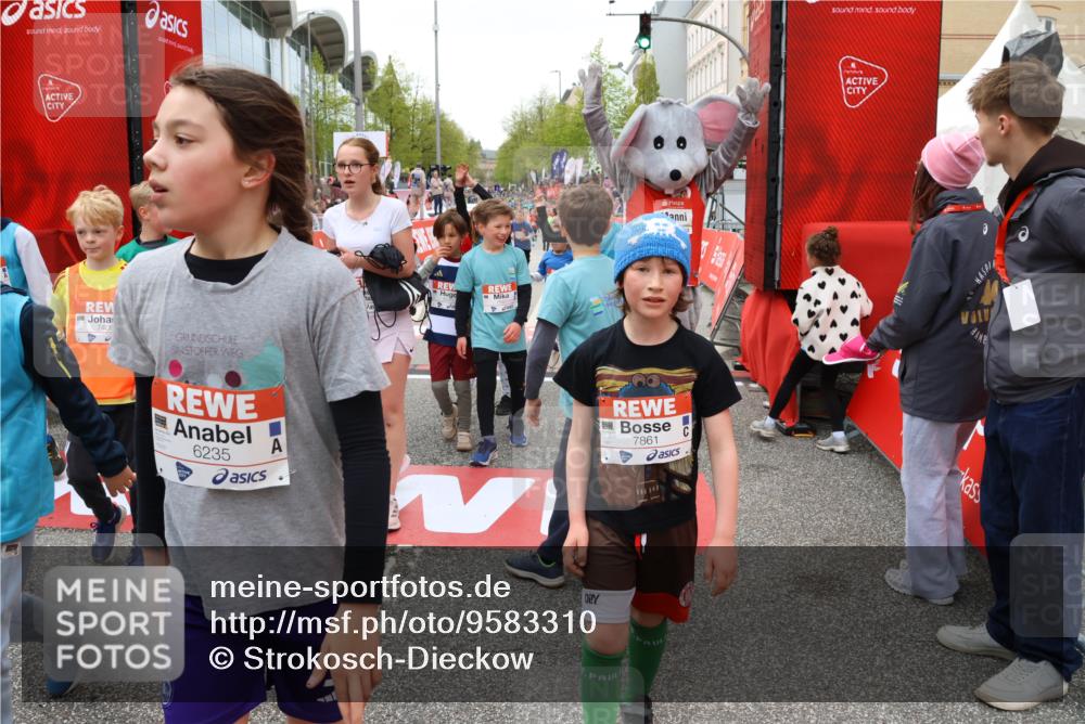 25.04.2026 - Das Zehntel Strokosch-Dieckow http://msf.ph/oto/9583310 25.04.2026 10:58:12 Ziel 5302, 5409, 5419, 5437, 5451, 5804, 5821, 5830, 5831, 6169, 6175, 6235, 6330, 6751, 7406, 7537, 7560, 7853, 7926, 7987, 8020, 5302, 5409, 5419, 5437, 5451, 5804, 5821, 5830, 5831, 6169, 6175, 6235, 6330, 6751, 7406, 7537, 7560, 7853, 7926, 7987, 8020 meine-sportfotos.de