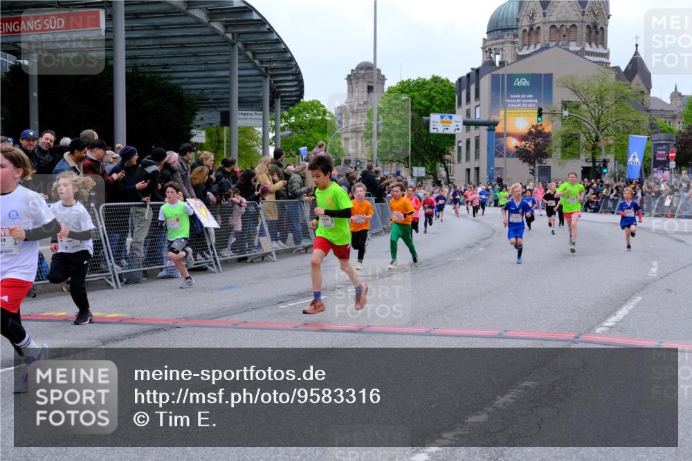 25.04.2026 - Das Zehntel Tim E. http://msf.ph/oto/9583316 25.04.2026 12:52:45 Ziel 10114, 10119, 10498, 10789, 10827, 10830, 10844, 10847, 10959, 11094, 11136, 11312, 11313, 11464, 11478, 11520, 11639, 11743, 11807, 11959, 11975, 12386, 12408, 12681, 12689, 12696, 12805, 12983, 12987 meine-sportfotos.de