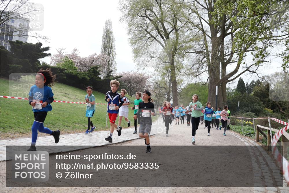 25.04.2026 - Das Zehntel Zöllner http://msf.ph/oto/9583335 25.04.2026 10:40:38 Laufen 10 meine-sportfotos.de