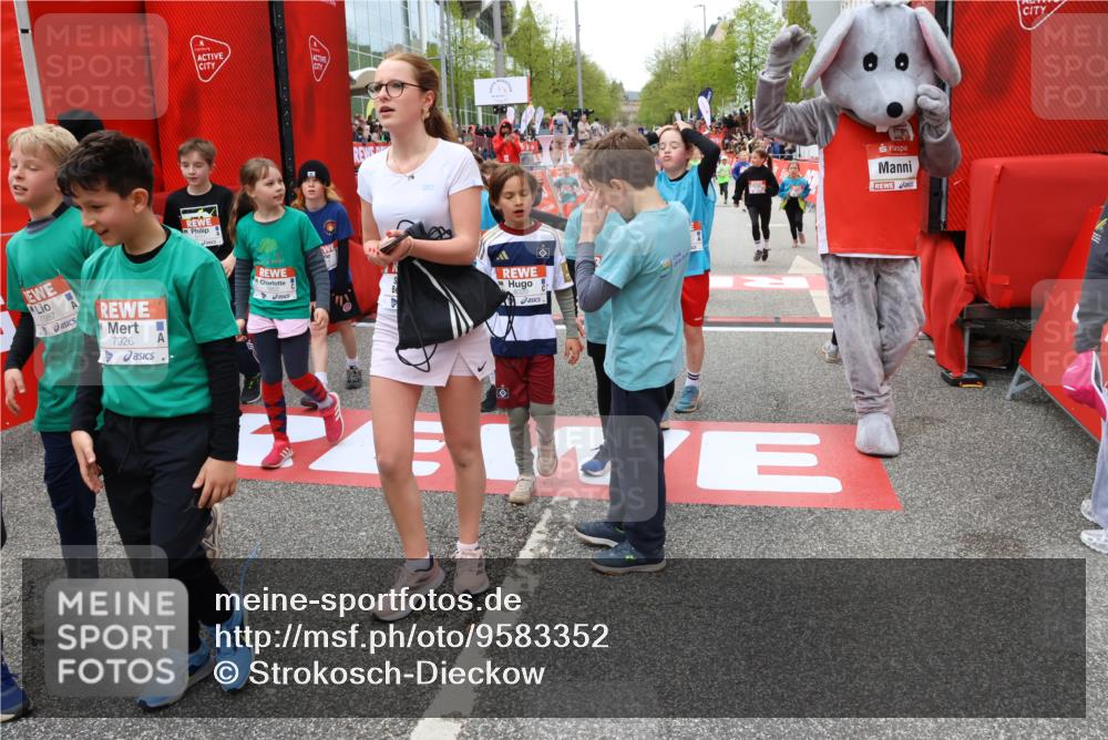 25.04.2026 - Das Zehntel Strokosch-Dieckow http://msf.ph/oto/9583352 25.04.2026 10:58:14 Ziel 5093, 5302, 5374, 5409, 5678, 5804, 5821, 5830, 5831, 6169, 6175, 6235, 6330, 6751, 7406, 7455, 7560, 7853, 7926, 7987, 8020, 8046, 8047, 5093, 5302, 5374, 5409, 5678, 5804, 5821, 5830, 5831, 6169, 6175, 6235, 6330, 6751, 7406, 7455, 7560, 7853, 7926, 7987, 8020, 8046, 8047 meine-sportfotos.de