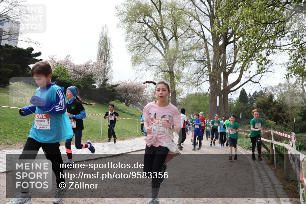 25.04.2026 - Das Zehntel Zöllner http://msf.ph/oto/9583356 25.04.2026 10:40:42 Laufen 5825, 5447 meine-sportfotos.de