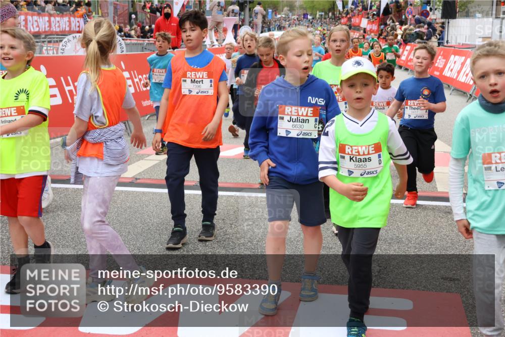 25.04.2026 - Das Zehntel Strokosch-Dieckow http://msf.ph/oto/9583390 25.04.2026 10:58:21 Ziel 5013, 5047, 5093, 5333, 5374, 5417, 5442, 5619, 5678, 5818, 5955, 5967, 6134, 6630, 7134, 7222, 7396, 7398, 7401, 7455, 7464, 8046, 8047, 5013, 5047, 5093, 5333, 5374, 5417, 5442, 5619, 5678, 5818, 5955, 5967, 6134, 6630, 7134, 7222, 7396, 7398, 7401, 7455, 7464, 8046, 8047 meine-sportfotos.de