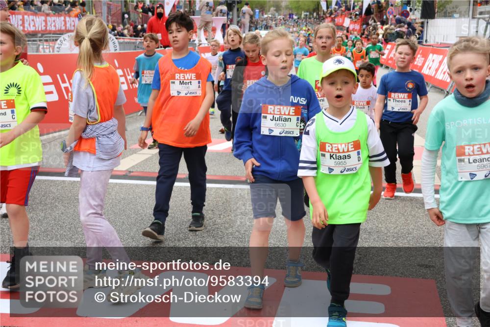 25.04.2026 - Das Zehntel Strokosch-Dieckow http://msf.ph/oto/9583394 25.04.2026 10:58:21 Ziel 5013, 5047, 5093, 5333, 5374, 5417, 5442, 5619, 5678, 5818, 5955, 5967, 6134, 6630, 7134, 7222, 7396, 7398, 7401, 7455, 7464, 8046, 8047, 5013, 5047, 5093, 5333, 5374, 5417, 5442, 5619, 5678, 5818, 5955, 5967, 6134, 6630, 7134, 7222, 7396, 7398, 7401, 7455, 7464, 8046, 8047 meine-sportfotos.de