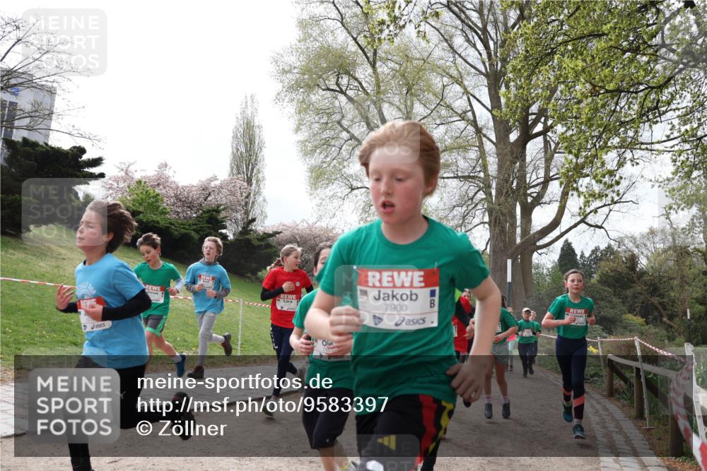 25.04.2026 - Das Zehntel Zöllner http://msf.ph/oto/9583397 25.04.2026 10:40:44 Laufen 7900 meine-sportfotos.de