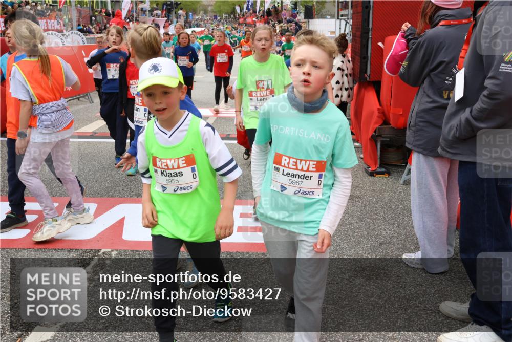 25.04.2026 - Das Zehntel Strokosch-Dieckow http://msf.ph/oto/9583427 25.04.2026 10:58:22 Ziel 5013, 5047, 5093, 5333, 5417, 5442, 5528, 5619, 5678, 5818, 5955, 5967, 6120, 6134, 6630, 7134, 7222, 7396, 7398, 7401, 7455, 7464, 7506, 7958, 5013, 5047, 5093, 5333, 5417, 5442, 5528, 5619, 5678, 5818, 5955, 5967, 6120, 6134, 6630, 7134, 7222, 7396, 7398, 7401, 7455, 7464, 7506, 7958 meine-sportfotos.de