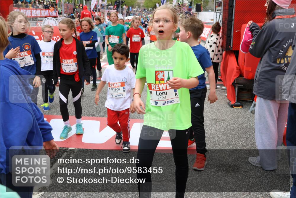 25.04.2026 - Das Zehntel Strokosch-Dieckow http://msf.ph/oto/9583455 25.04.2026 10:58:24 Ziel 5013, 5047, 5333, 5338, 5417, 5442, 5528, 5540, 5619, 5818, 5955, 5967, 6120, 6134, 6138, 6630, 6639, 6877, 6901, 7070, 7134, 7222, 7374, 7377, 7396, 7398, 7401, 7427, 7506, 7682, 7798, 7958, 5013, 5047, 5333, 5338, 5417, 5442, 5528, 5540, 5619, 5818, 5955, 5967, 6120, 6134, 6138, 6630, 6639, 6877, 6901, 7070, 7134, 7222, 7374, 7377, 7396, 7398, 7401, 7427, 7506, 7682, 7798, 7958 meine-sportfotos.de