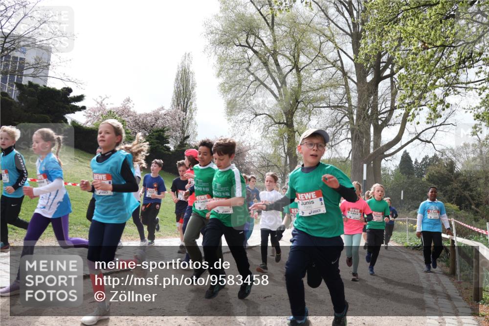 25.04.2026 - Das Zehntel Zöllner http://msf.ph/oto/9583458 25.04.2026 10:40:47 Laufen 7986 meine-sportfotos.de