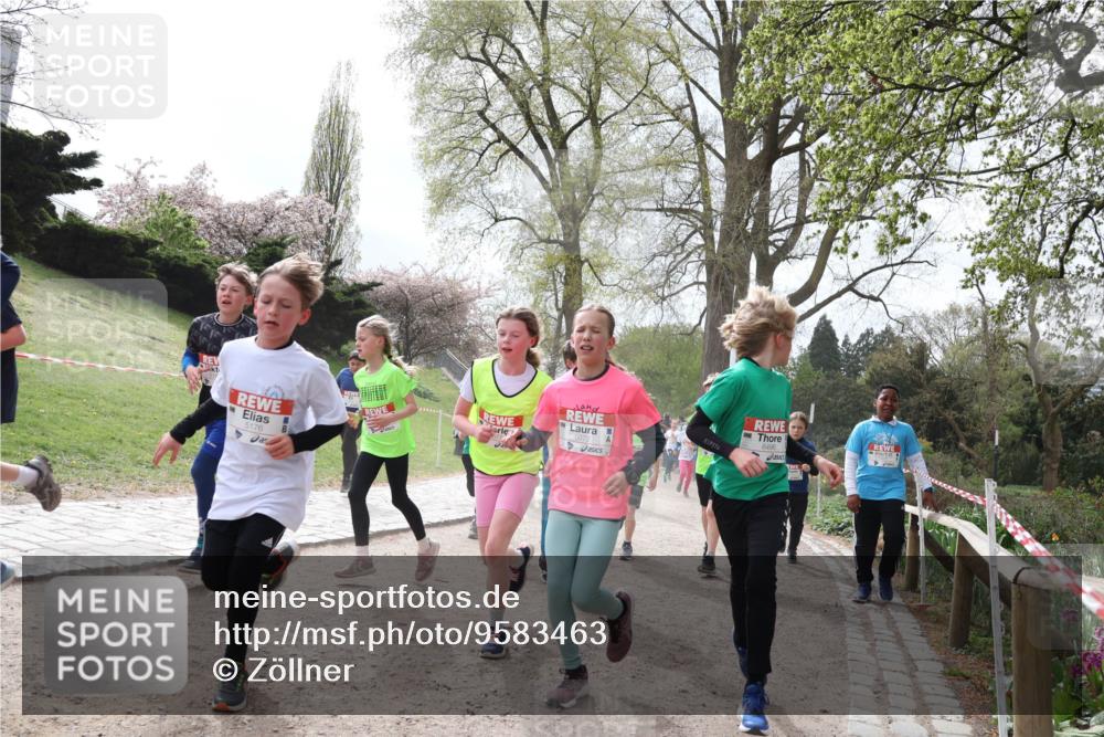 25.04.2026 - Das Zehntel Zöllner http://msf.ph/oto/9583463 25.04.2026 10:40:48 Laufen 5176, 6496 meine-sportfotos.de