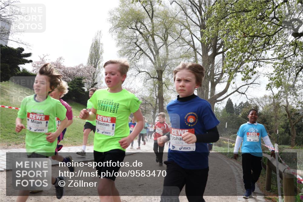 25.04.2026 - Das Zehntel Zöllner http://msf.ph/oto/9583470 25.04.2026 10:40:50 Laufen 7129, 7103, 5379 meine-sportfotos.de